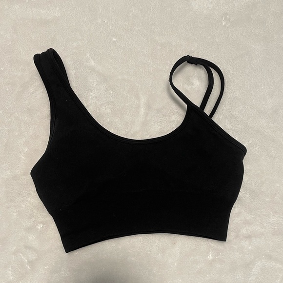COPY - Bo Tee sports bra - Picture 1 of 2